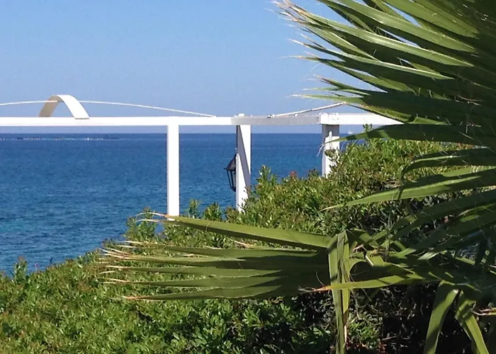 Apartamento Le Bianche Con Patio Privato A Un Passo Dal Mare Torre Suda