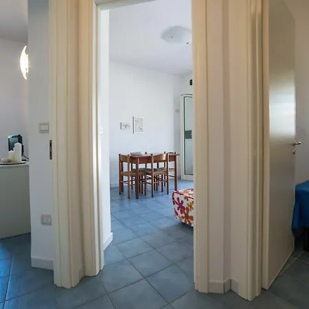 Le Bianche Con Patio Privato A Un Passo Dal Mare * Torre Suda